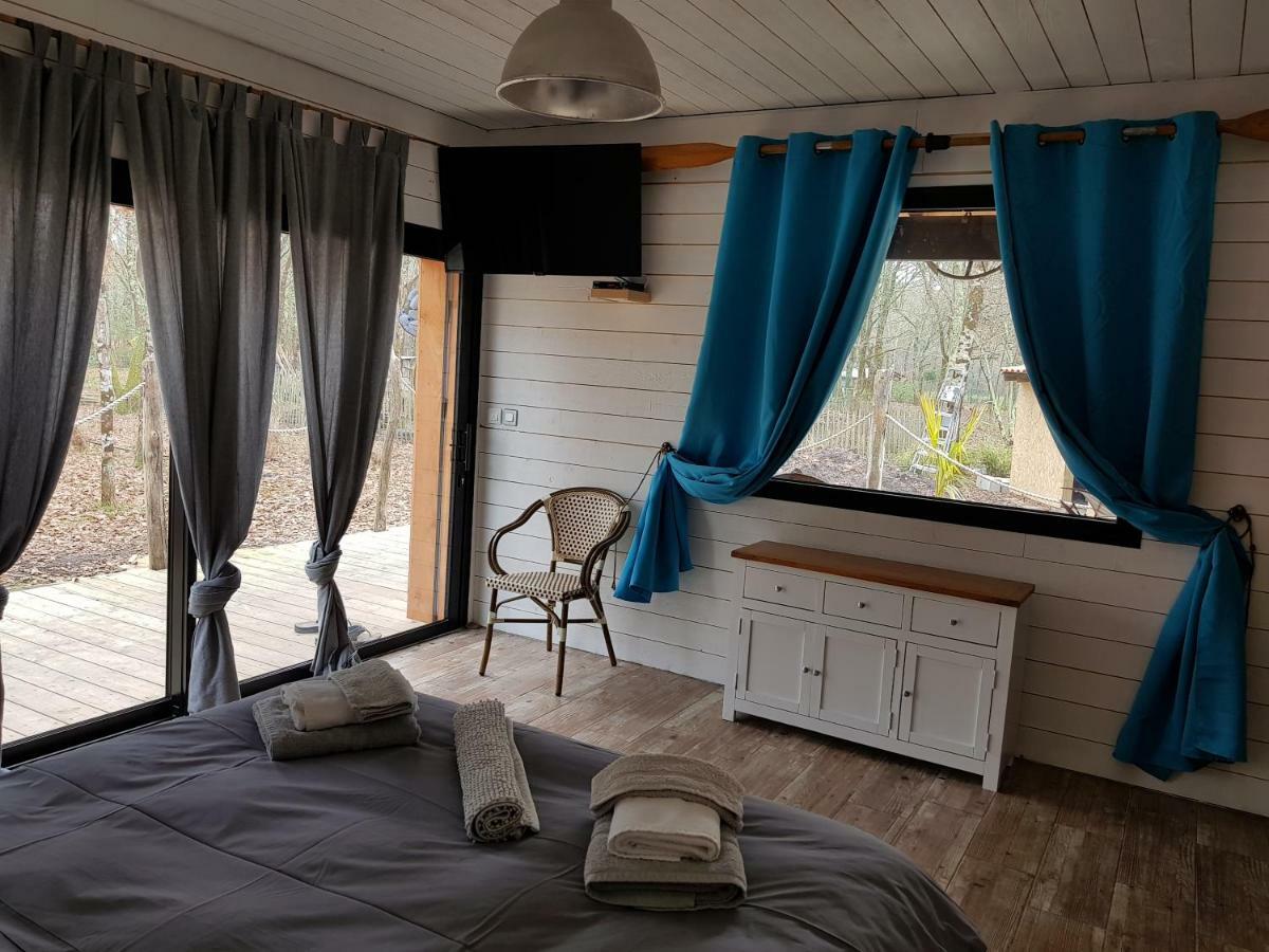 Au Bois Flotté Bed & Breakfast Hourtin